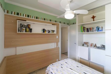 Casa de condomínio à venda com 125m², 4 quartos e 2 vagasQuarto 2