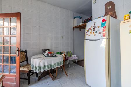 Apartamento à venda com 99m², 2 quartos e sem vagaCozinha 