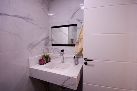 Casa para alugar com 350m², 2 quartos e 6 vagasBanheiro Social