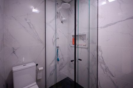 Casa para alugar com 350m², 2 quartos e 6 vagasBanheiro Social