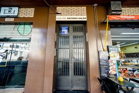 Apartamento à venda com 114m², 3 quartos e sem vaga Apartamento à venda com 114m², 3 quartos e sem vagaFachada