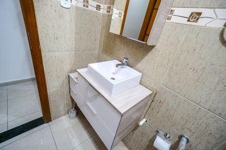 Apartamento à venda com 114m², 3 quartos e sem vaga Apartamento à venda com 114m², 3 quartos e sem vagaBanheiro Social