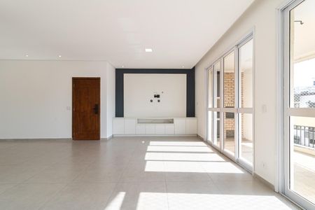 Apartamento para alugar com 180m², 4 quartos e 3 vagas Apartamento para alugar com 180m², 4 quartos e 3 vagasSala