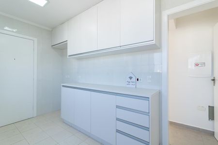 Apartamento para alugar com 180m², 4 quartos e 3 vagas Apartamento para alugar com 180m², 4 quartos e 3 vagasCozinha