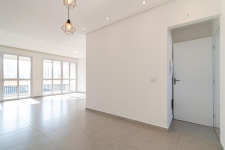 Apartamento para alugar com 180m², 4 quartos e 3 vagas Apartamento para alugar com 180m², 4 quartos e 3 vagasSala de Jantar