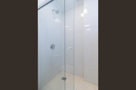 Apartamento para alugar com 180m², 4 quartos e 3 vagas Apartamento para alugar com 180m², 4 quartos e 3 vagasBanheiro da Suíte 2