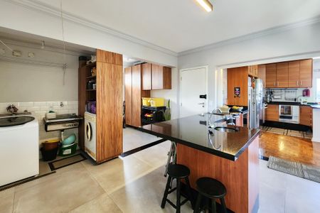 Apartamento à venda com 209m², 3 quartos e 1 vagaÁrea