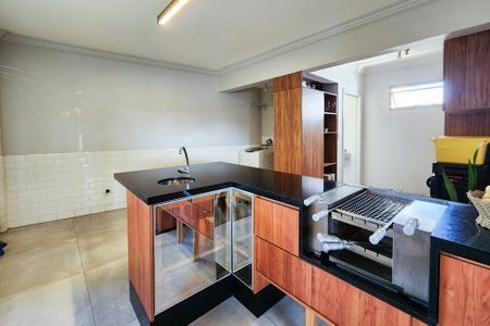 Apartamento à venda com 209m², 3 quartos e 1 vagaÁrea