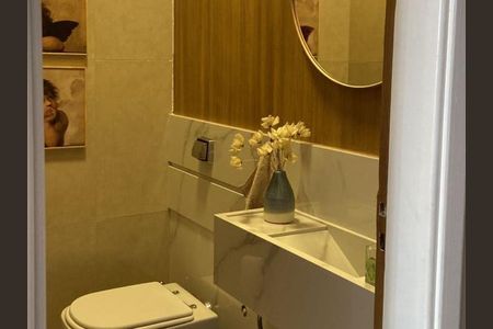 Casa à venda com 199m², 4 quartos e 5 vagas Casa à venda com 199m², 4 quartos e 5 vagasLavabo