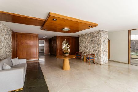 Apartamento à venda com 72m², 2 quartos e sem vaga Apartamento à venda com 72m², 2 quartos e sem vagaHall social