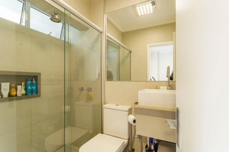 Apartamento à venda com 72m², 2 quartos e sem vaga Apartamento à venda com 72m², 2 quartos e sem vagaBanheiro da Suíte 1