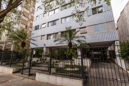 Apartamento à venda com 72m², 2 quartos e sem vaga Apartamento à venda com 72m², 2 quartos e sem vagaFachada