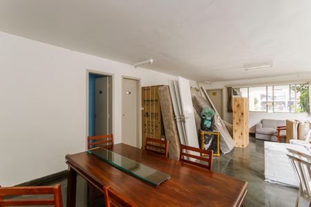 Apartamento à venda com 72m², 2 quartos e sem vaga Apartamento à venda com 72m², 2 quartos e sem vagaÁrea comum - Salão de festas