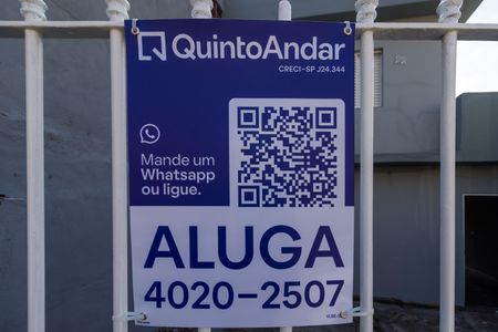 Casa à venda com 250m², 2 quartos e 1 vagaPlaquinha instalada