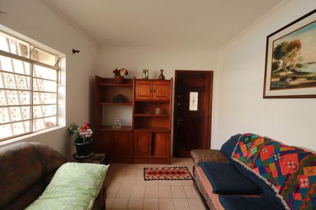 Casa à venda com 280m², 6 quartos e 3 vagasSala