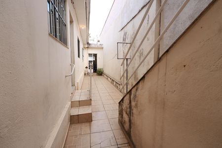 Casa à venda com 280m², 6 quartos e 3 vagasCorredor