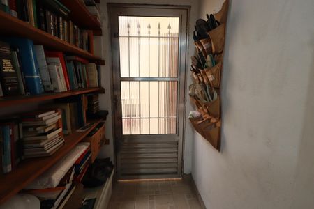 Casa à venda com 280m², 6 quartos e 3 vagasEntrada