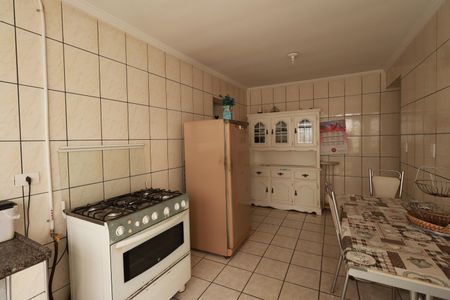 Casa à venda com 280m², 6 quartos e 3 vagasCozinha