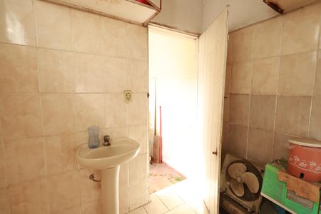 Casa à venda com 280m², 6 quartos e 3 vagasBanheiro de Serviço