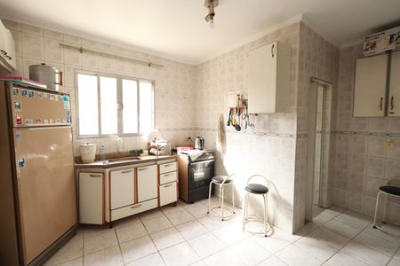 Casa à venda com 280m², 6 quartos e 3 vagasCozinha 2