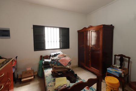 Casa à venda com 280m², 6 quartos e 3 vagasQuarto 2