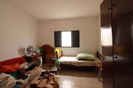 Casa à venda com 280m², 6 quartos e 3 vagasQuarto 1