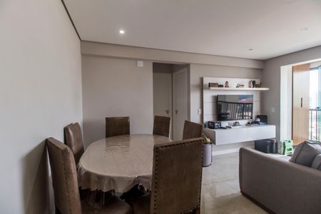 Apartamento à venda com 56m², 2 quartos e 1 vaga Apartamento à venda com 56m², 2 quartos e 1 vagaSala de Jantar