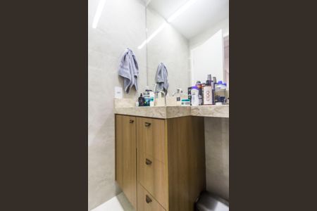 Apartamento à venda com 56m², 2 quartos e 1 vaga Apartamento à venda com 56m², 2 quartos e 1 vagaBanheiro 2