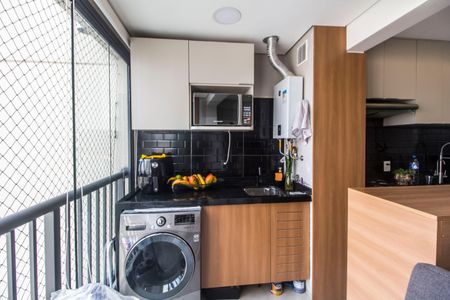 Apartamento à venda com 56m², 2 quartos e 1 vaga Apartamento à venda com 56m², 2 quartos e 1 vagaÁrea de Serviço