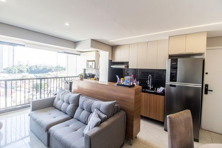 Sala de apartamento à venda com 2 quartos, 56m² em Nova Aldeinha, Barueri