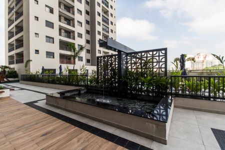 Apartamento à venda com 56m², 2 quartos e 1 vaga Apartamento à venda com 56m², 2 quartos e 1 vagaÁrea comum - Piscina