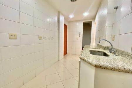 Apartamento para alugar com 85m², 3 quartos e sem vagaCozinha