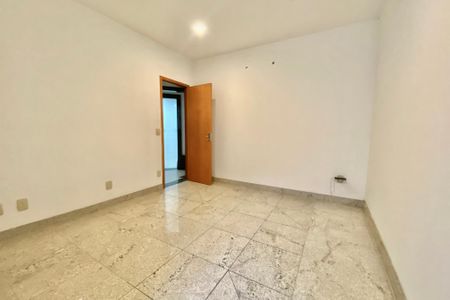 Apartamento para alugar com 85m², 3 quartos e sem vagaQuarto 2