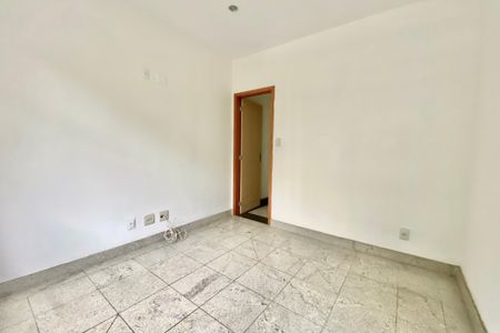 Apartamento para alugar com 85m², 3 quartos e sem vagaQuarto 1