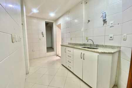 Apartamento para alugar com 85m², 3 quartos e sem vagaCozinha