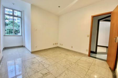 Apartamento para alugar com 85m², 3 quartos e sem vagaQuarto 2