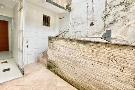 Apartamento para alugar com 85m², 3 quartos e sem vagaÁrea de Serviço