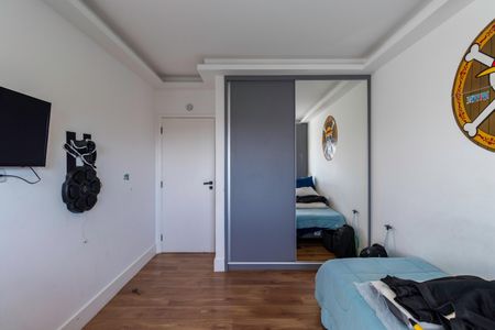 Apartamento à venda com 250m², 5 quartos e 3 vagasQuarto 2 