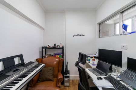 Apartamento à venda com 250m², 5 quartos e 3 vagasQuarto 1