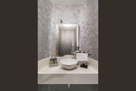 Apartamento à venda com 250m², 5 quartos e 3 vagasLavabo