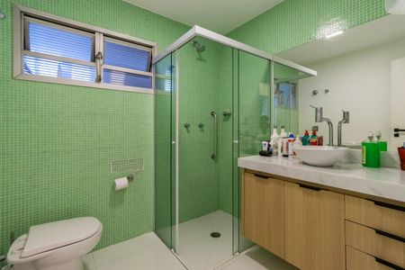 Apartamento à venda com 250m², 5 quartos e 3 vagasBanheiro