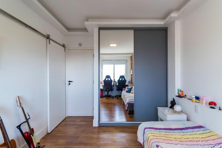 Apartamento à venda com 250m², 5 quartos e 3 vagasSuíte 2