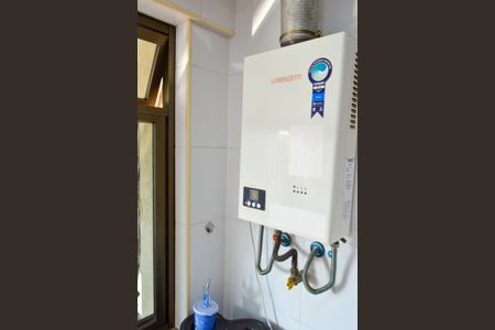 Apartamento à venda com 170m², 3 quartos e 2 vagas Apartamento à venda com 170m², 3 quartos e 2 vagasÁrea de Serviço