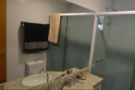 Apartamento à venda com 170m², 3 quartos e 2 vagas Apartamento à venda com 170m², 3 quartos e 2 vagasBanheiro da Suíte 3