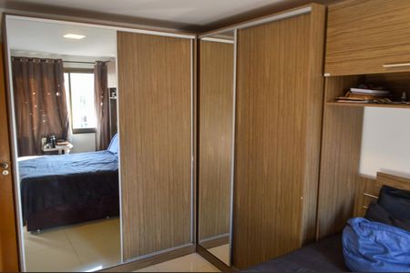 Apartamento à venda com 170m², 3 quartos e 2 vagas Apartamento à venda com 170m², 3 quartos e 2 vagasSuíte 1