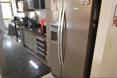 Apartamento à venda com 170m², 3 quartos e 2 vagas Apartamento à venda com 170m², 3 quartos e 2 vagasCozinha