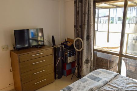 Apartamento à venda com 170m², 3 quartos e 2 vagas Apartamento à venda com 170m², 3 quartos e 2 vagasSuíte 3