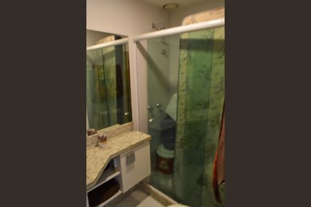 Apartamento à venda com 170m², 3 quartos e 2 vagas Apartamento à venda com 170m², 3 quartos e 2 vagasBanheiro Social 2