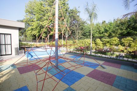 Apartamento à venda com 43m², 2 quartos e 1 vaga Apartamento à venda com 43m², 2 quartos e 1 vagaÁrea comum - Playground