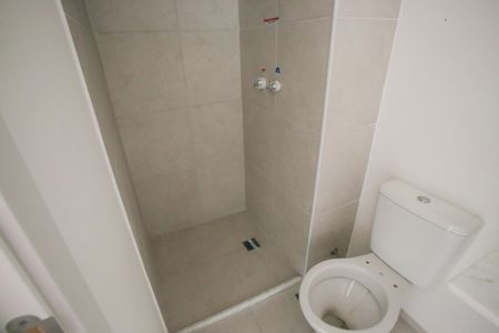 Apartamento à venda com 43m², 2 quartos e 1 vaga Apartamento à venda com 43m², 2 quartos e 1 vagaBanheiro Social